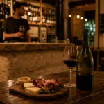 Le p'tit perrière - la cave à vin : bar à vin au quai Perrière à Grenoble, verres et tapas